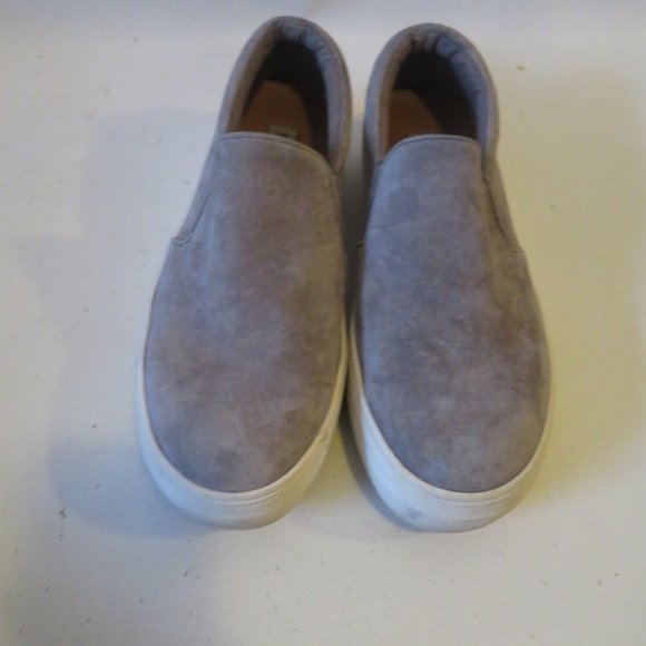 STEVE MADDEN GREY SUEDE SNEAKERS SZ 6.5* - Picture 2 of 6